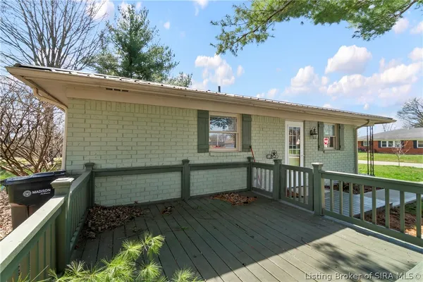 $200,000 | 1820 Meridian Street, Madison, IN 47250