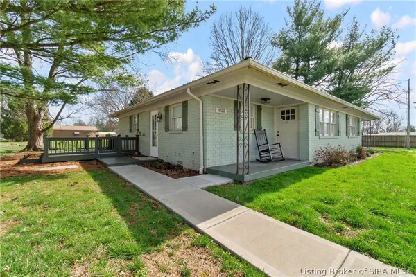 $200,000 | 1820 Meridian Street, Madison, IN 47250