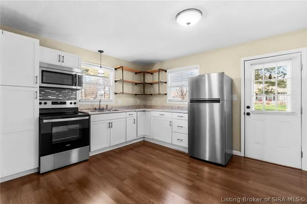 $200,000 | 1820 Meridian Street, Madison, IN 47250