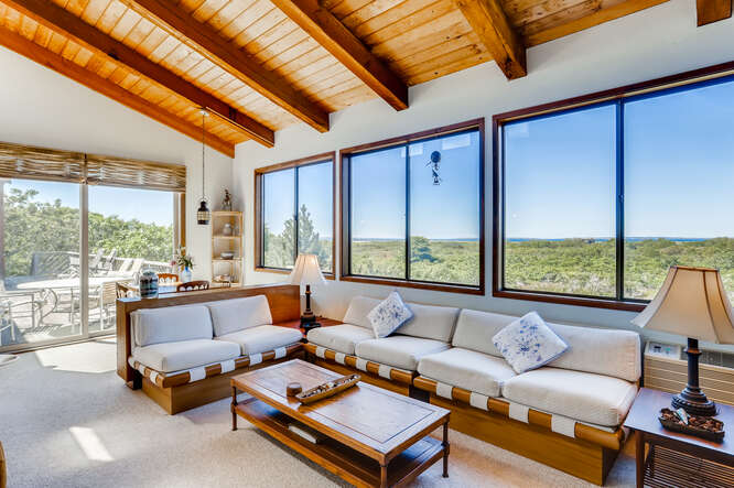 416 Lighthouse Road Aquinnah, MA 02535 - Photo 17 of 39 http://d1qzqeyxiitrap.cloudfront.net/photos/38426/6a3e16f0.jpg