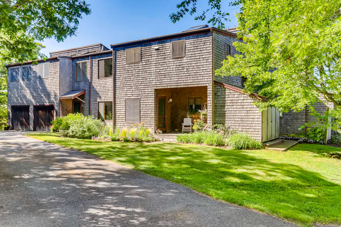 416 Lighthouse Road Aquinnah, MA 02535 - Photo 36 of 39 http://d1qzqeyxiitrap.cloudfront.net/photos/38426/e721062f.jpg