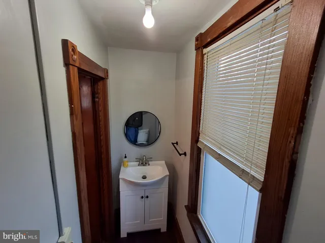 $1,800 | 367 High Street, Orrtanna, PA 17353