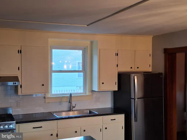 $1,800 | 367 High Street, Orrtanna, PA 17353