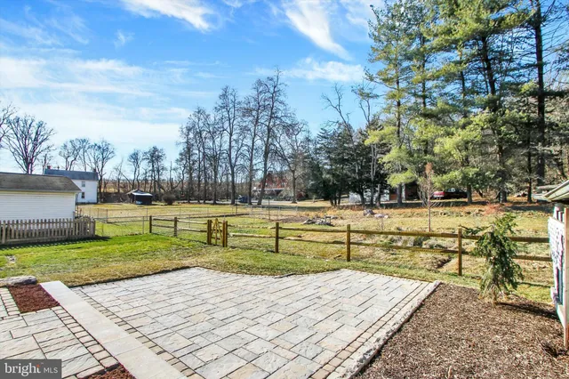 $1,800 | 367 High Street, Orrtanna, PA 17353