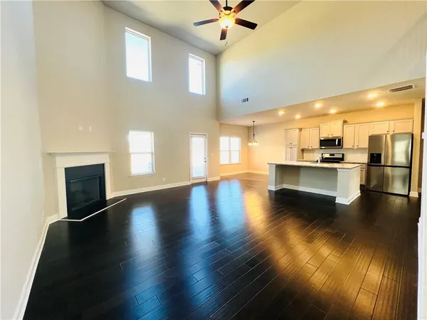$2,390 | 3728 Southfield Court, Loganville, GA 30052