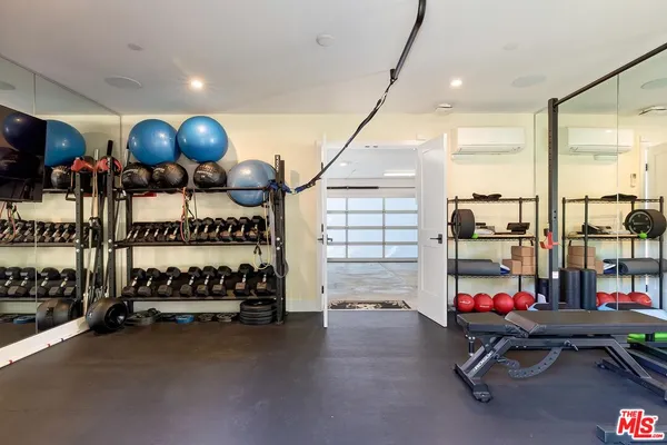 $20,595 | 2841 Montcalm Avenue, Los Angeles, CA 90046