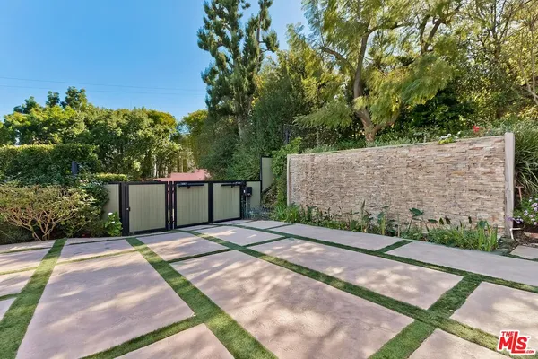 $20,595 | 2841 Montcalm Avenue, Los Angeles, CA 90046