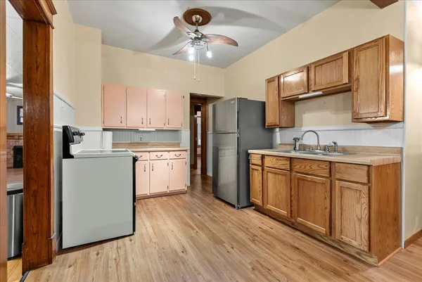 $156,000 | 112 East Jefferson Street, Dana, IL 61321