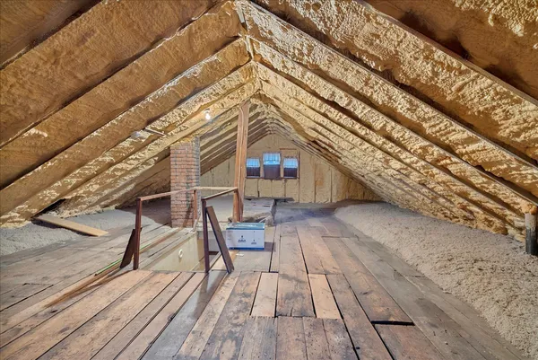 $156,000 | 112 East Jefferson Street, Dana, IL 61321