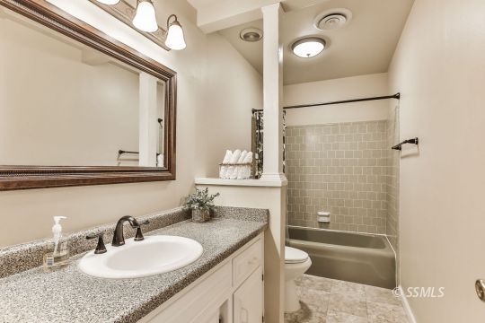 824 Lynn Way Ridgecrest, CA 93555 - Photo 30 of 49