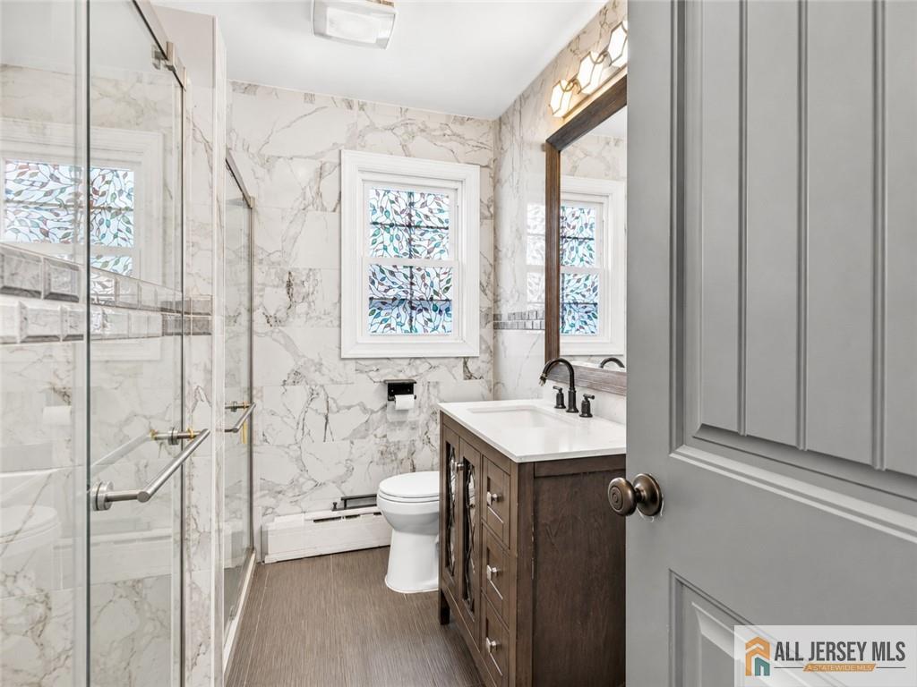 640 Florida Grove Road Keasbey, NJ 08832 - Photo 23 of 40