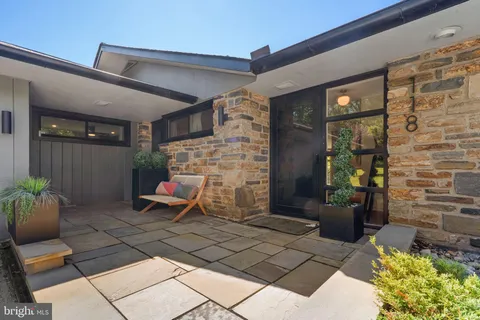 $750,000 | 118 South Schuylkill Avenue, Eagleville, PA 19403