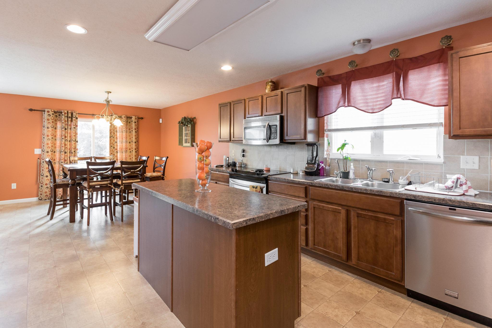 8143 Rodebaugh Road Reynoldsburg, OH 43068 - Photo 13 of 32 Gallery Image 13
