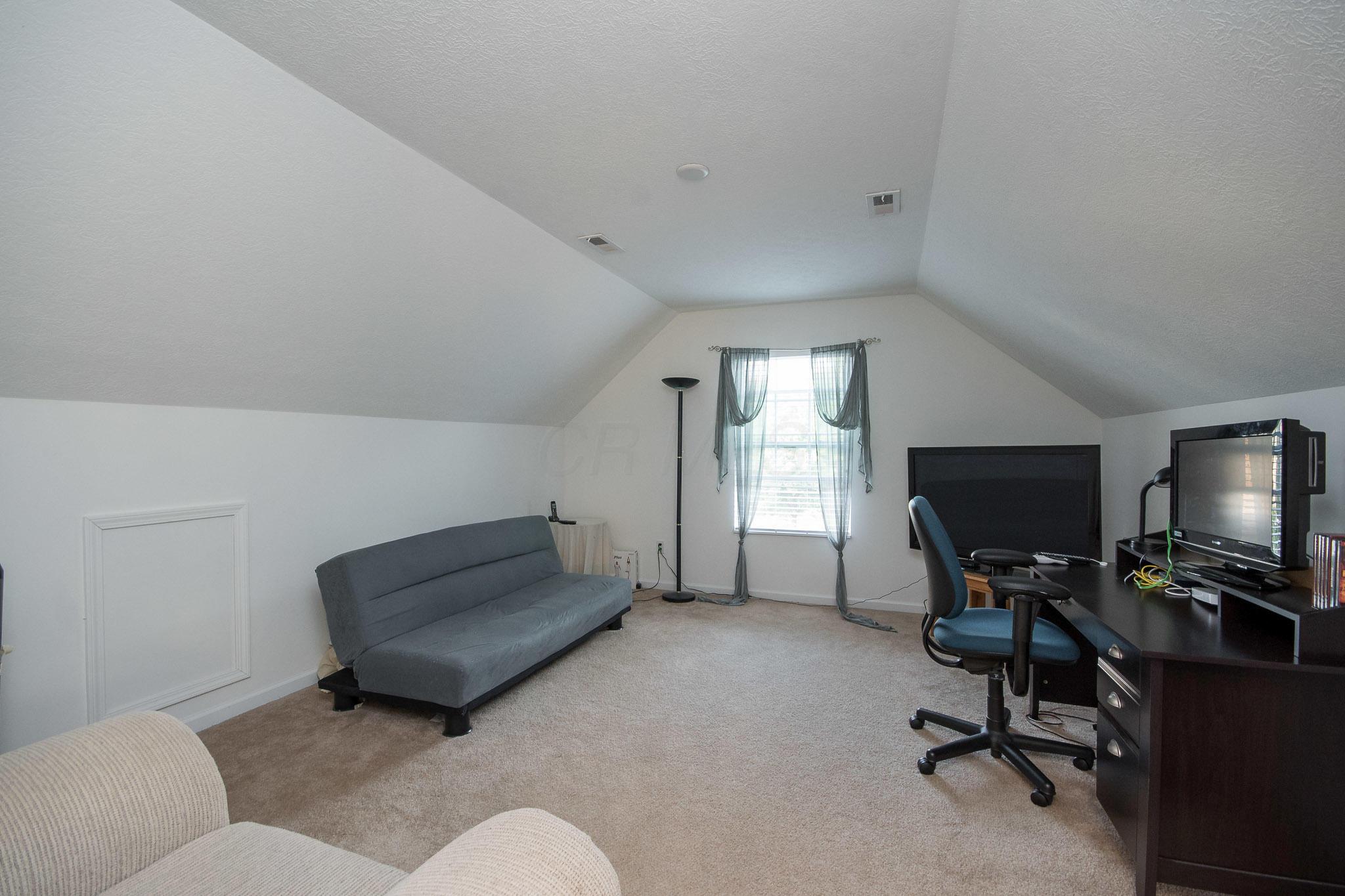 8143 Rodebaugh Road Reynoldsburg, OH 43068 - Photo 25 of 32 Gallery Image 25