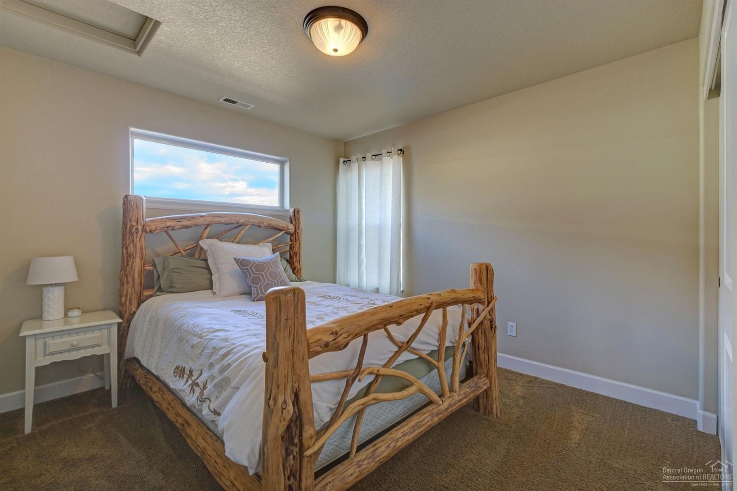 758 Northwest 28th Loop Redmond, OR 97756 - Photo 16 of 22 Additional Photo