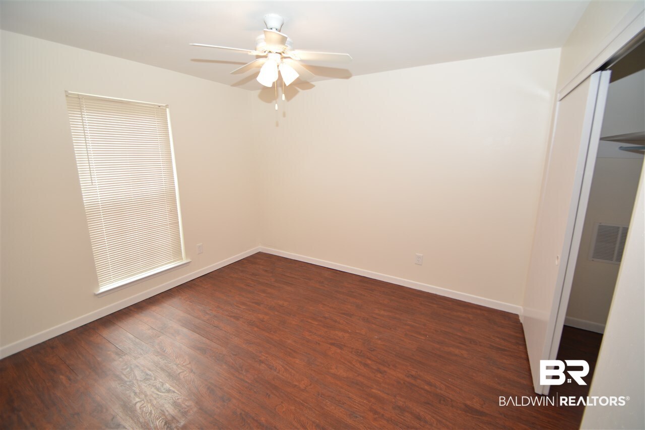 7374 North Christine Circle Mobile, AL 36619 - Photo 21 of 39