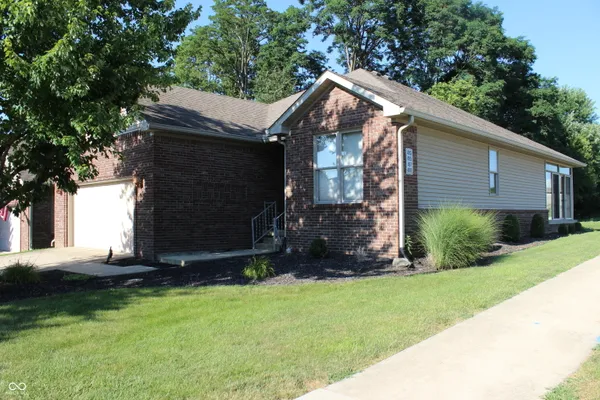 $295,000 | 499 Ridgeland Road, Greencastle, IN 46135