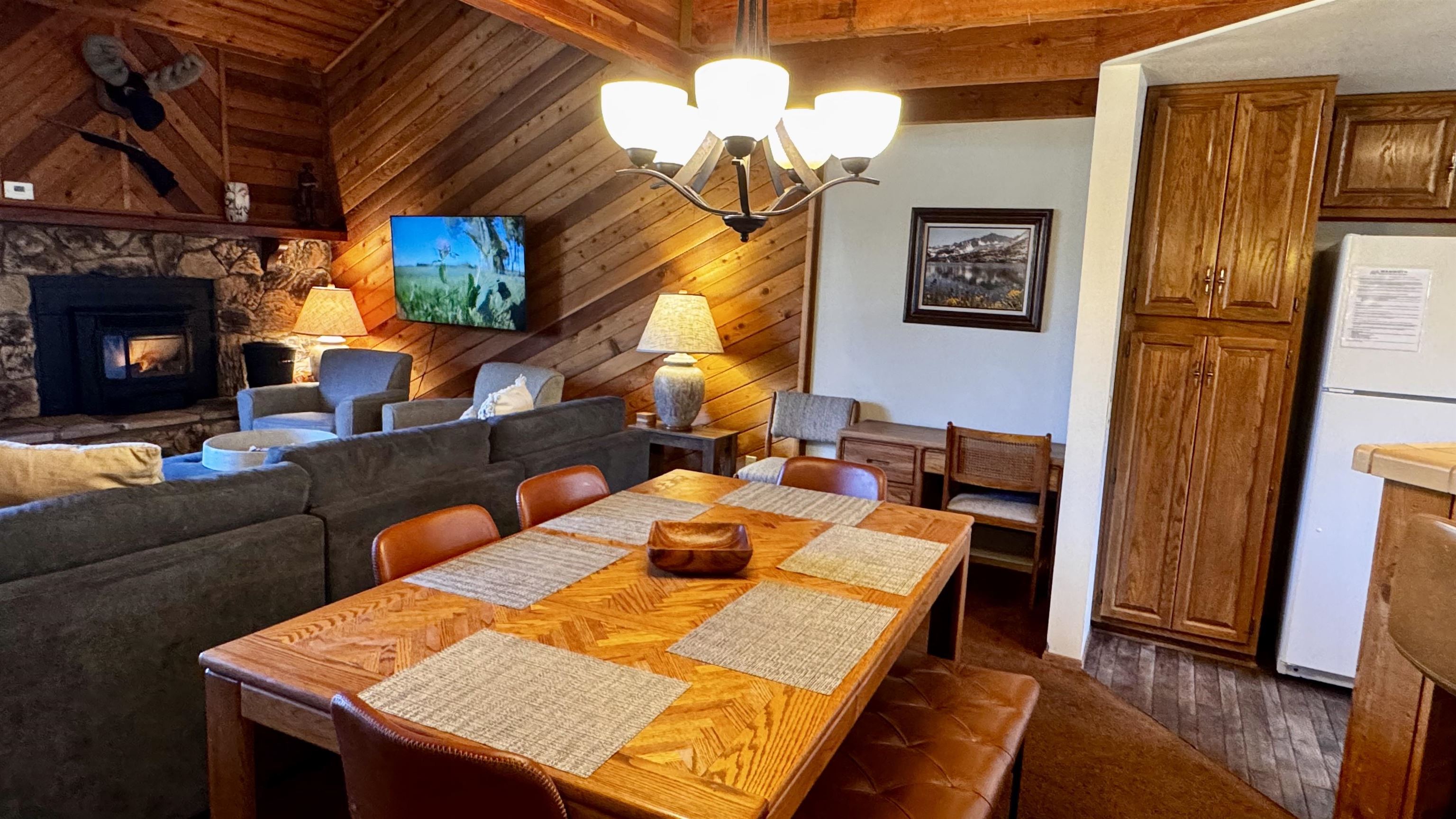 4710 Minaret Road, Unit 87 Mammoth Lakes, CA 93546 - Photo 13 of 44