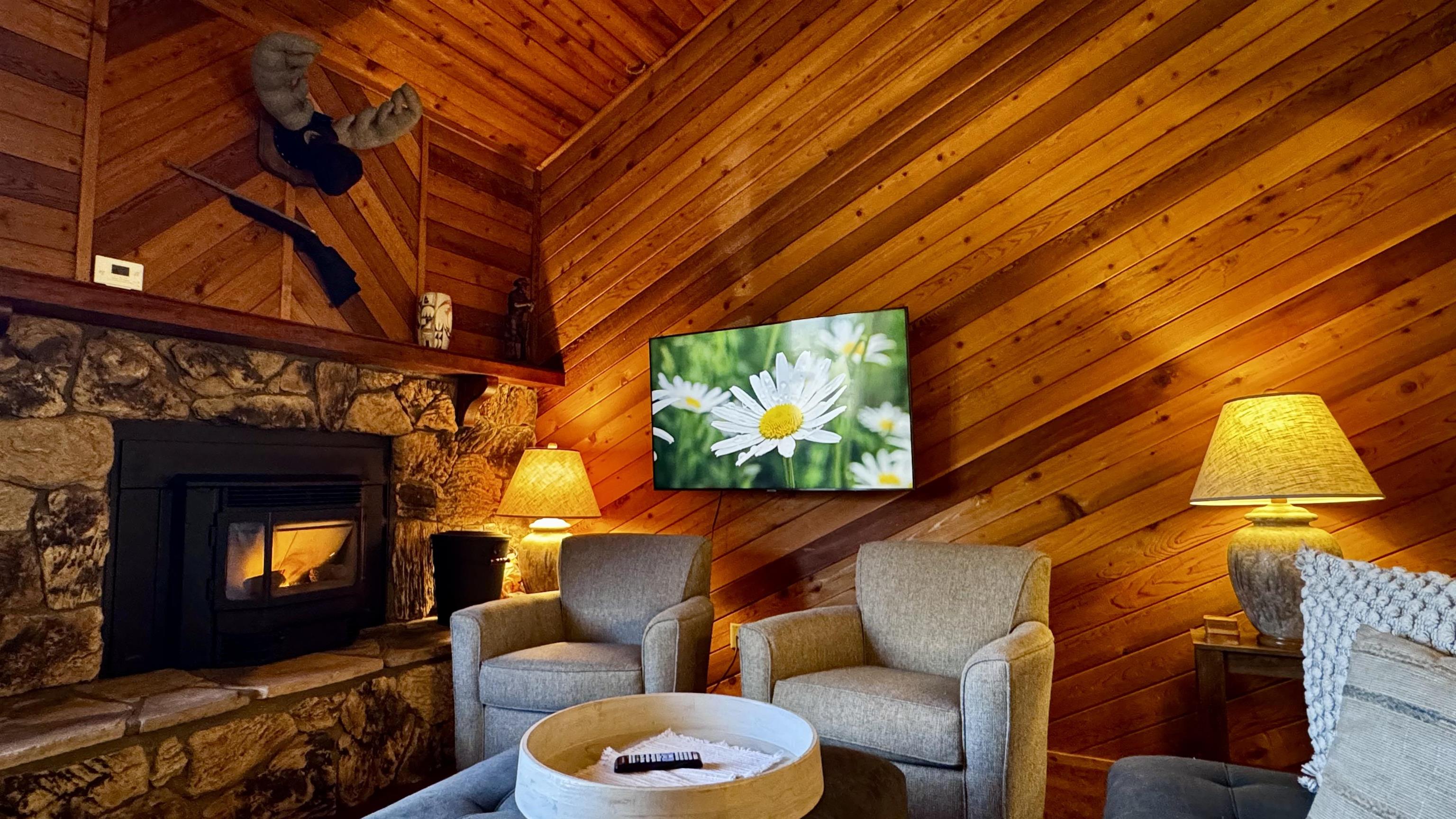 4710 Minaret Road, Unit 87 Mammoth Lakes, CA 93546 - Photo 4 of 44