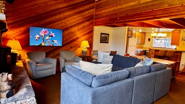 $875,000 | 4710 Minaret Road, Unit 87, Mammoth Lakes, CA 93546