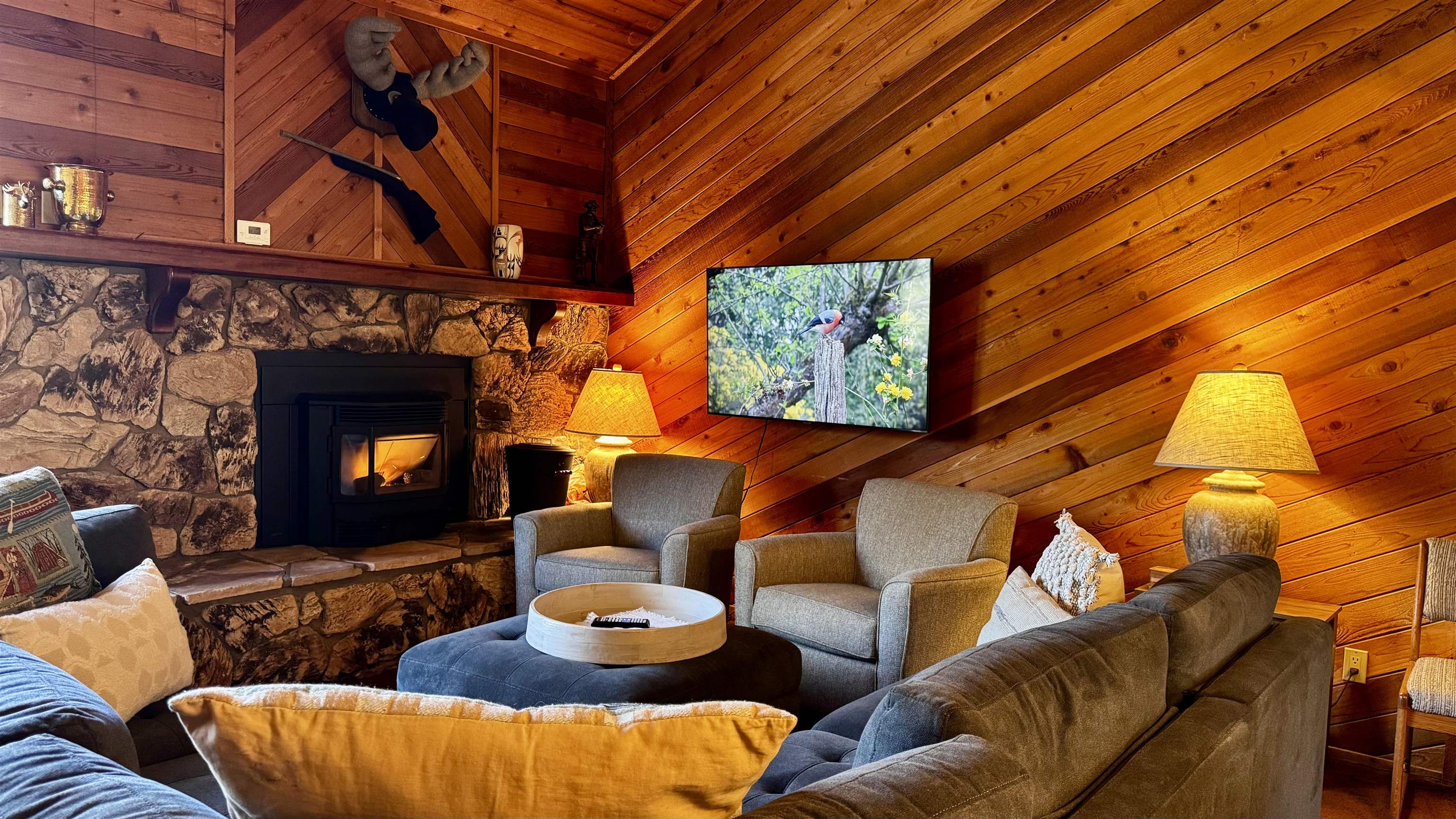 4710 Minaret Road, Unit 87 Mammoth Lakes, CA 93546 - Photo 8 of 44