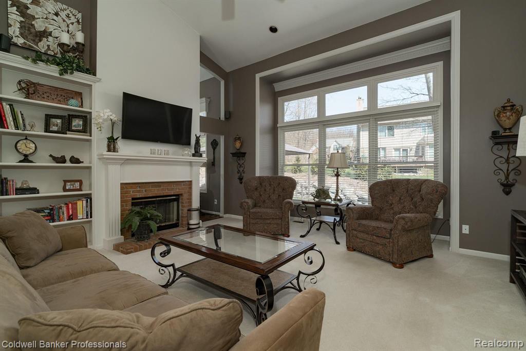 3822 Red Root Road Lake Orion, MI 48360 - Photo 8 of 42