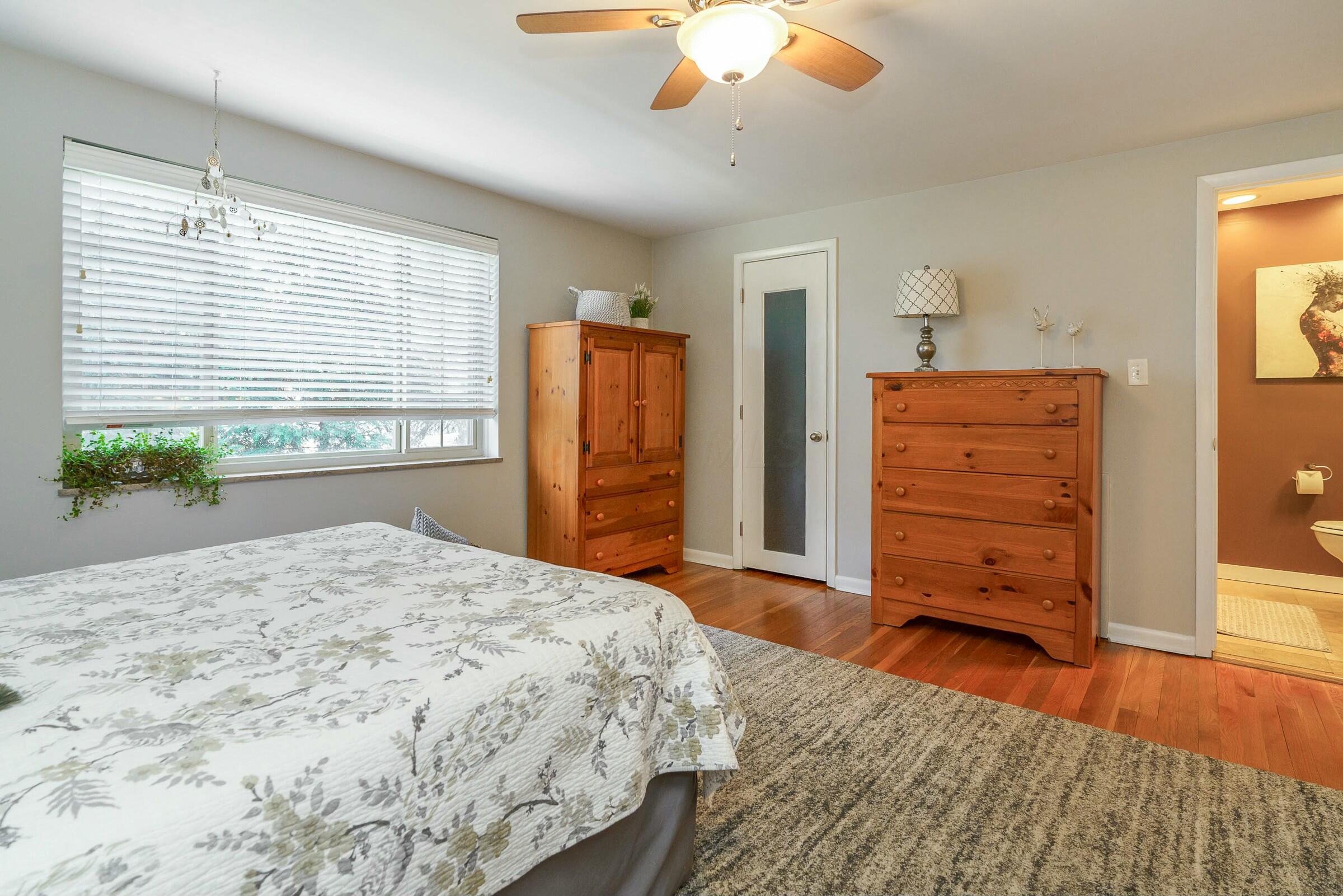 2551 Charing Road, Unit 3 Columbus, OH 43221 - Photo 20 of 37 Primary Bedroom