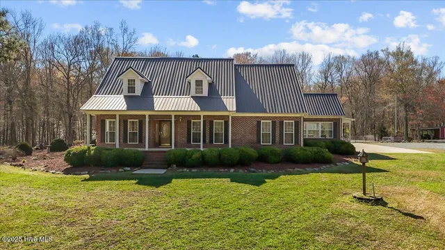 $1,095,000 | 23901 Highway 902, Bennett, NC 27208