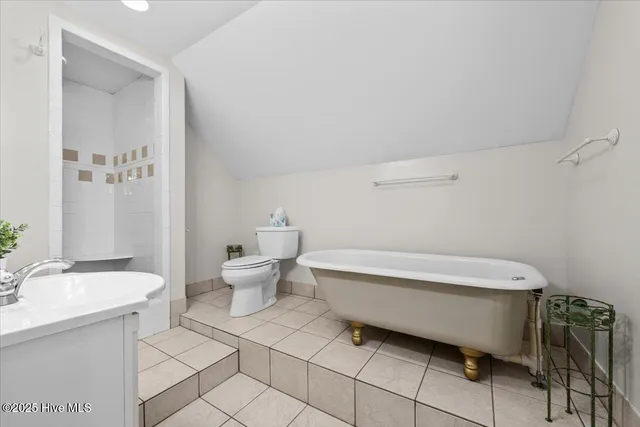 $1,095,000 | 23901 Highway 902, Bennett, NC 27208