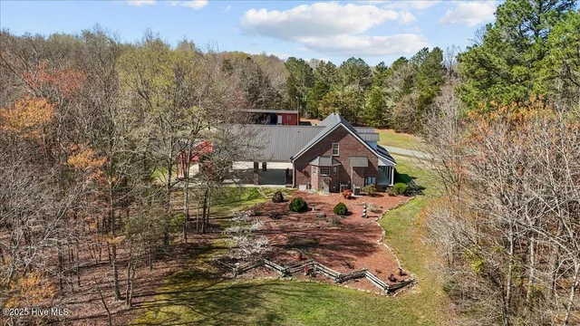 $1,095,000 | 23901 Highway 902, Bennett, NC 27208