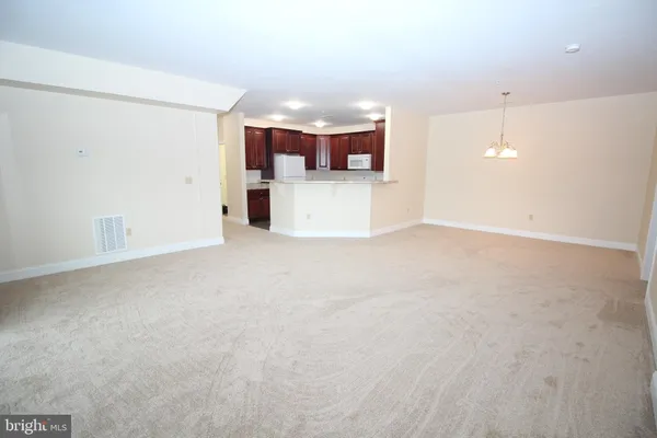 $1,700 | 1665 Kenton Road, Unit 203, Dover, DE 19904