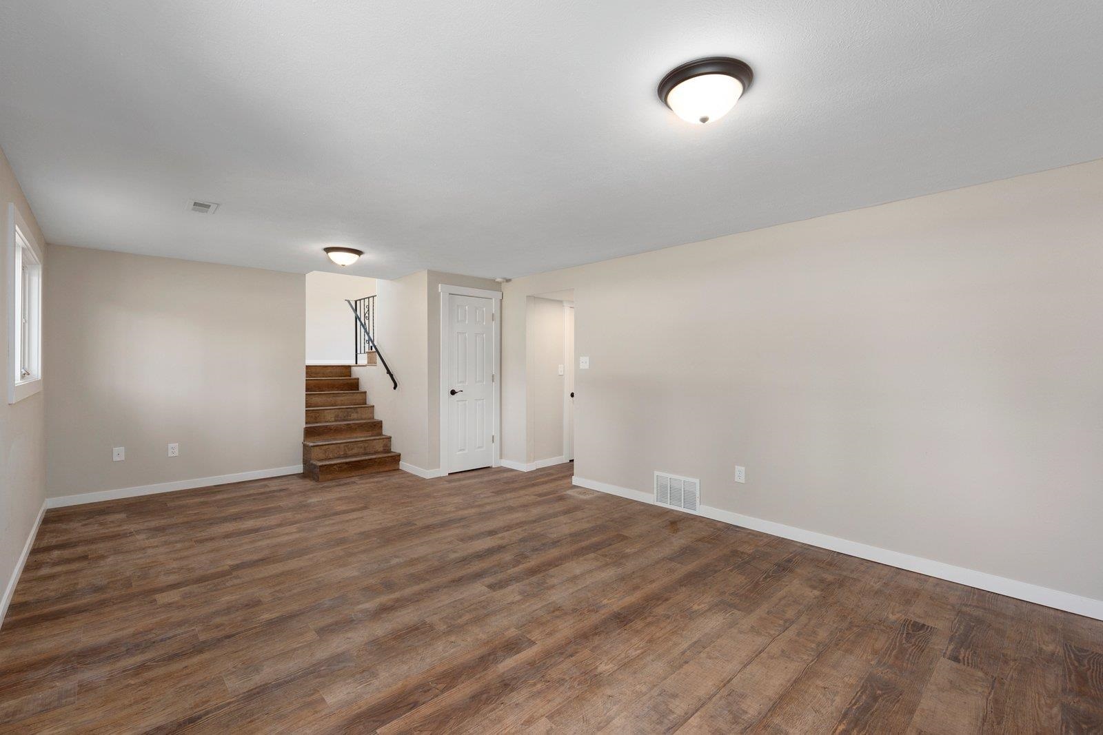 11908 North Ruby Road Spokane, WA 99218 - Photo 16 of 23