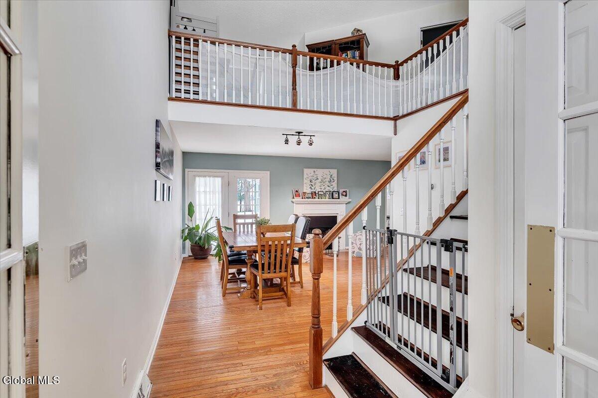 1003 Sterling Ridge Drive Rensselaer, NY 12144 - Photo 5 of 48 05-P1726976