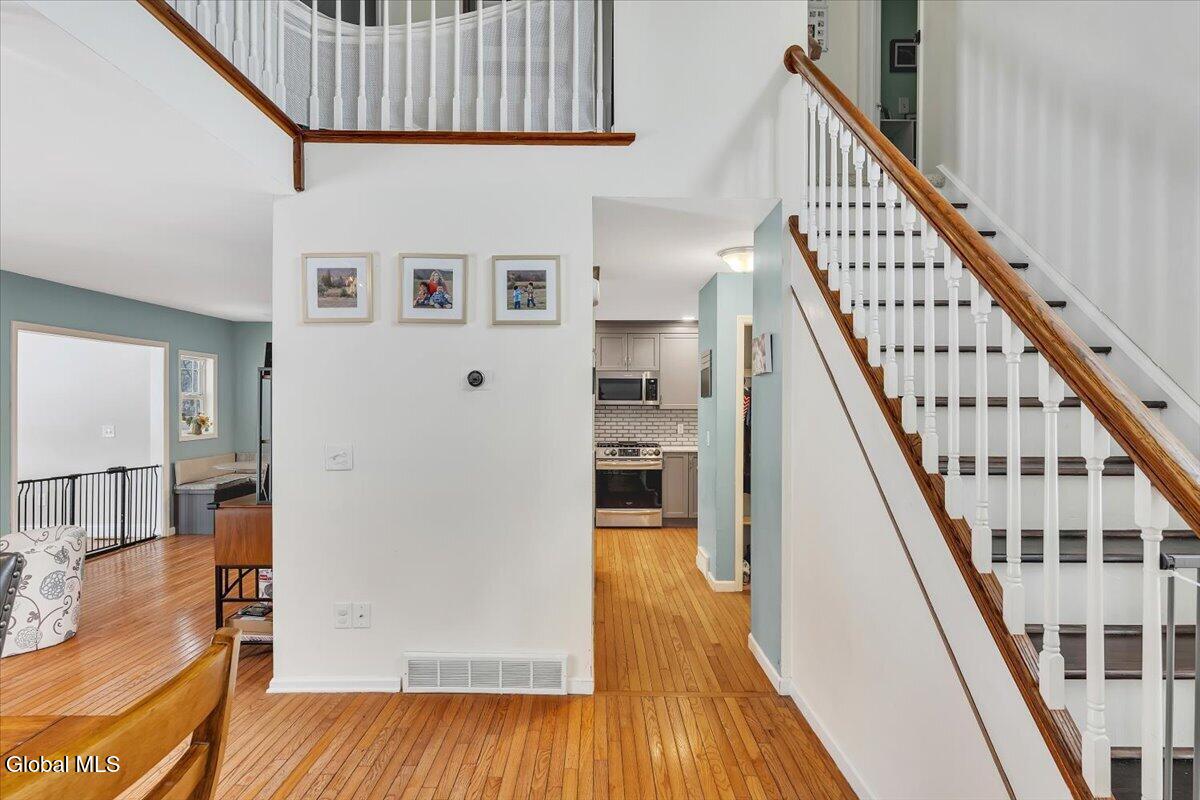 1003 Sterling Ridge Drive Rensselaer, NY 12144 - Photo 7 of 48 07-P1726993