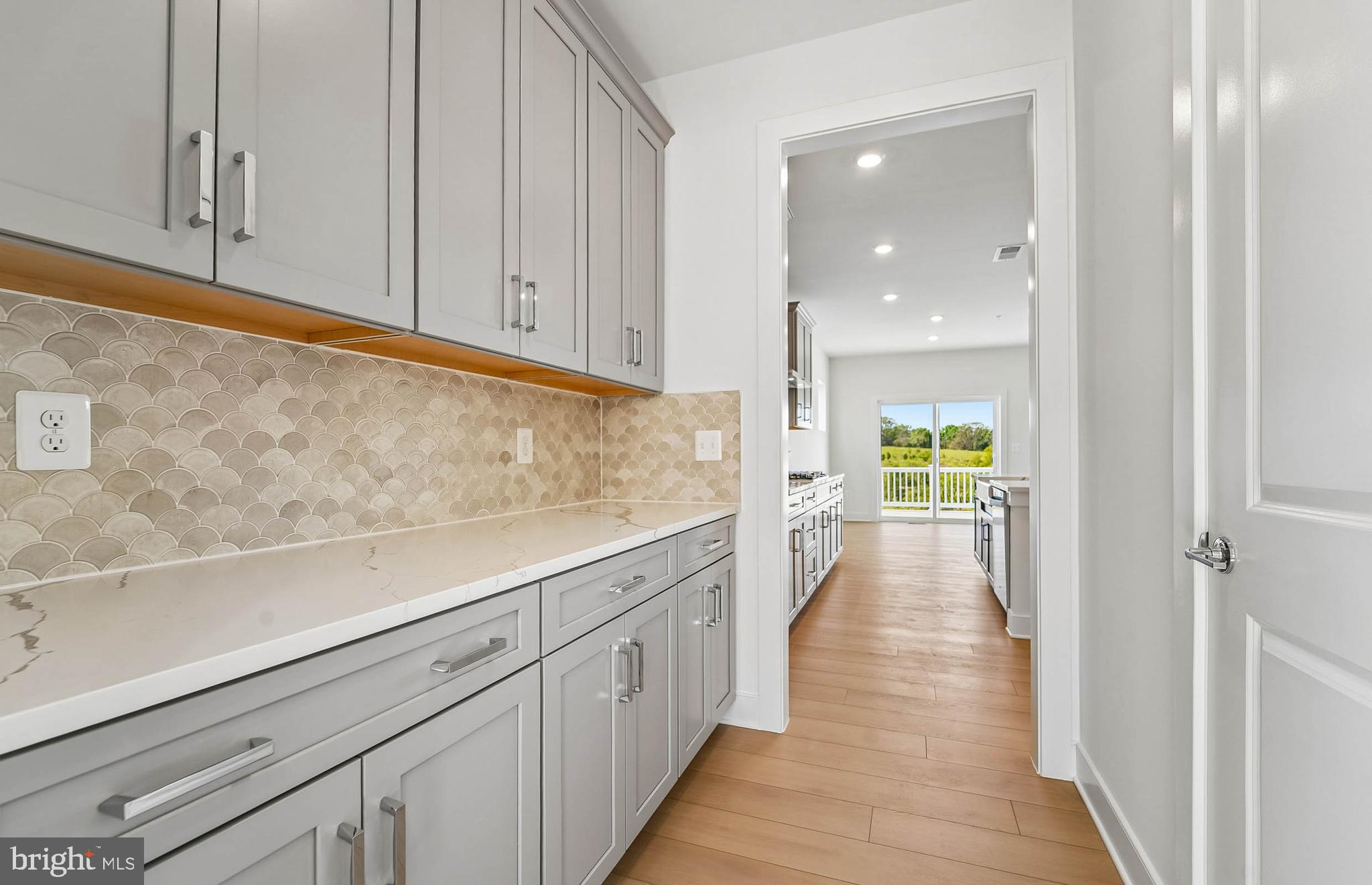 14602 Sourgum Road Boyds, MD 20841 - Photo 6 of 45 Service Pantry - Actual Home