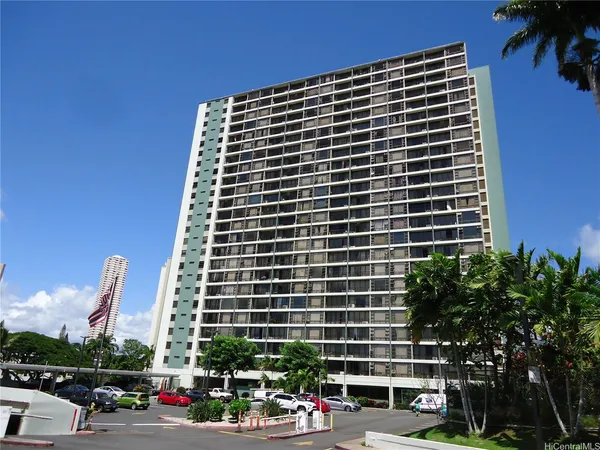 $2,000 | 98-402 Koauka Loop, Unit 303, Aiea, HI 96701