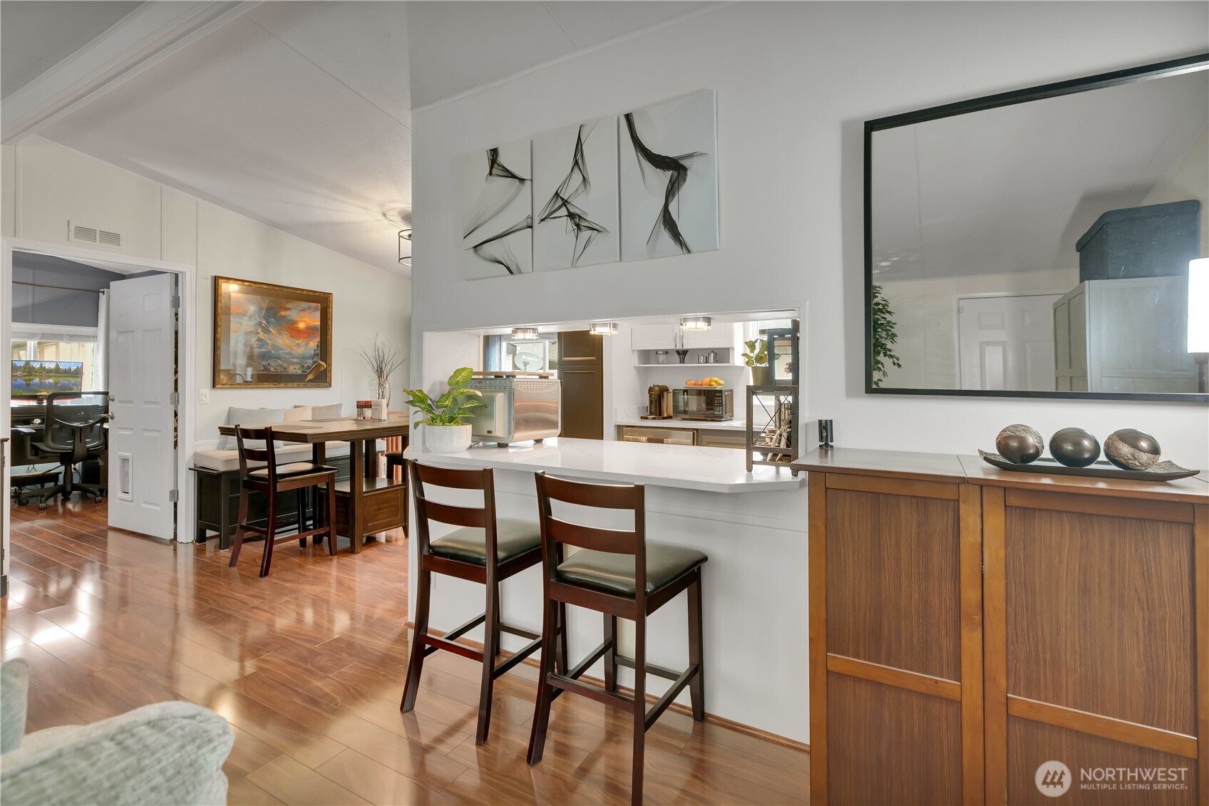 15271 Oak Drive Renton, WA 98058 - Photo 12 of 36