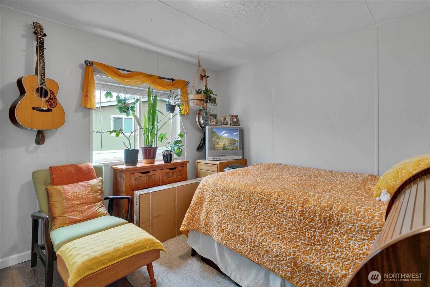 15271 Oak Drive Renton, WA 98058 - Photo 21 of 36