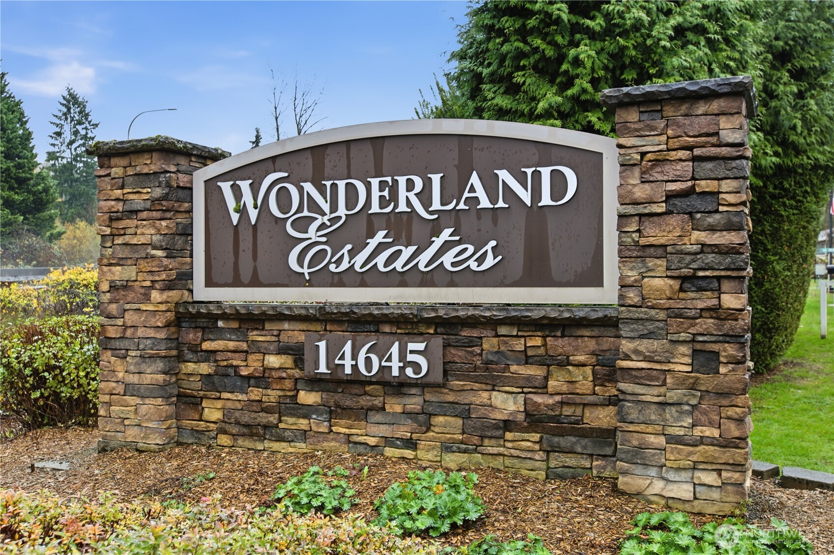 15271 Oak Drive Renton, WA 98058 - Photo 29 of 36