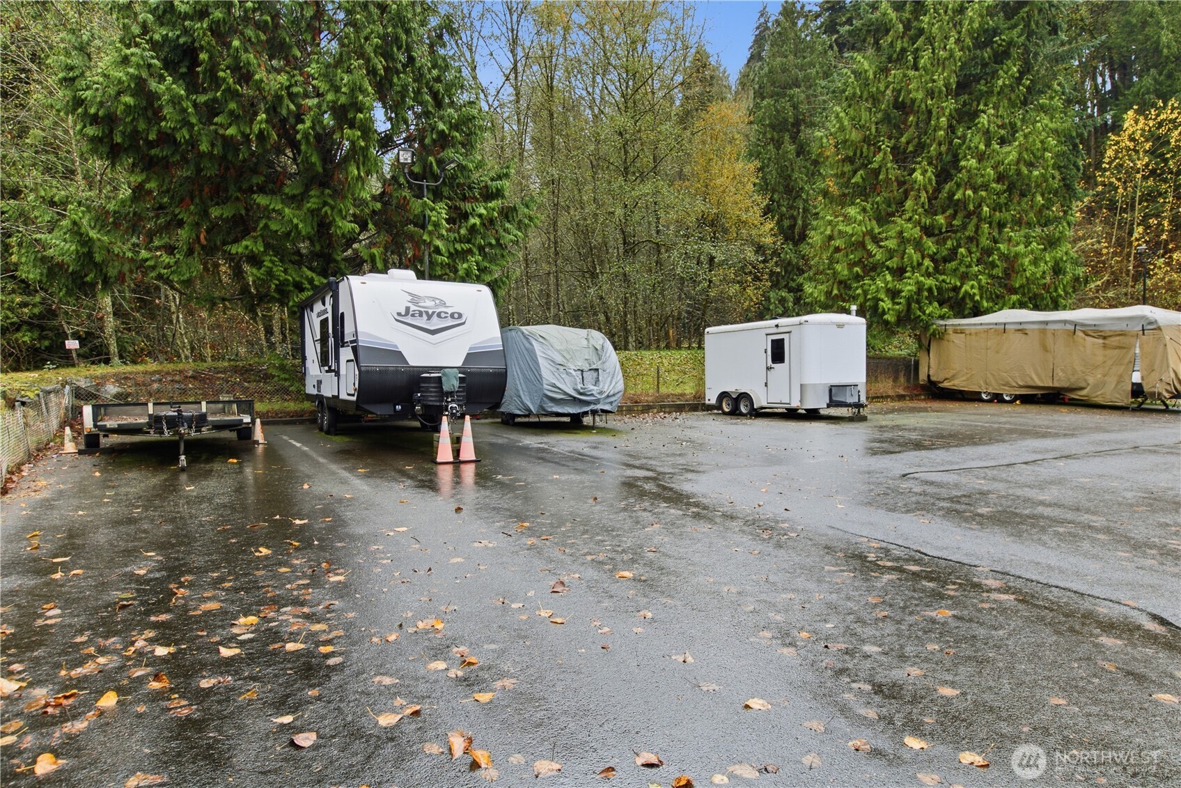 15271 Oak Drive Renton, WA 98058 - Photo 36 of 36