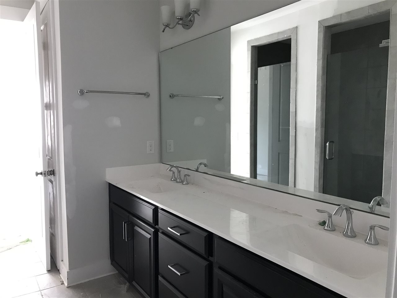 2516 Rambling Creek Road, Unit 28 Apex, NC 27523 - Photo 8 of 29 Master Bath/Spa