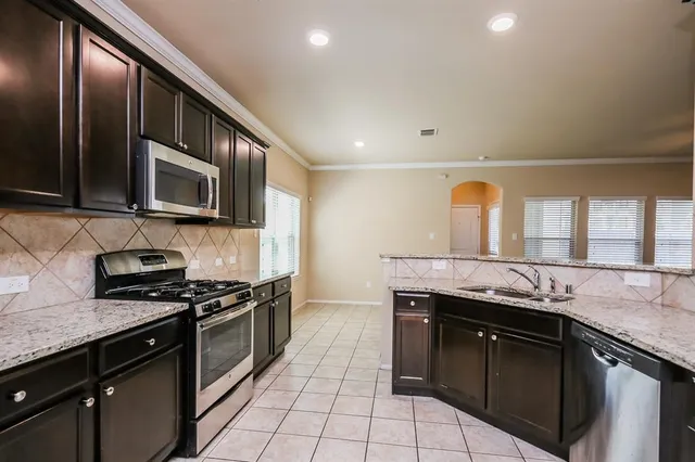 $2,355 | 5861 Bindweed Street, Fort Worth, TX 76123