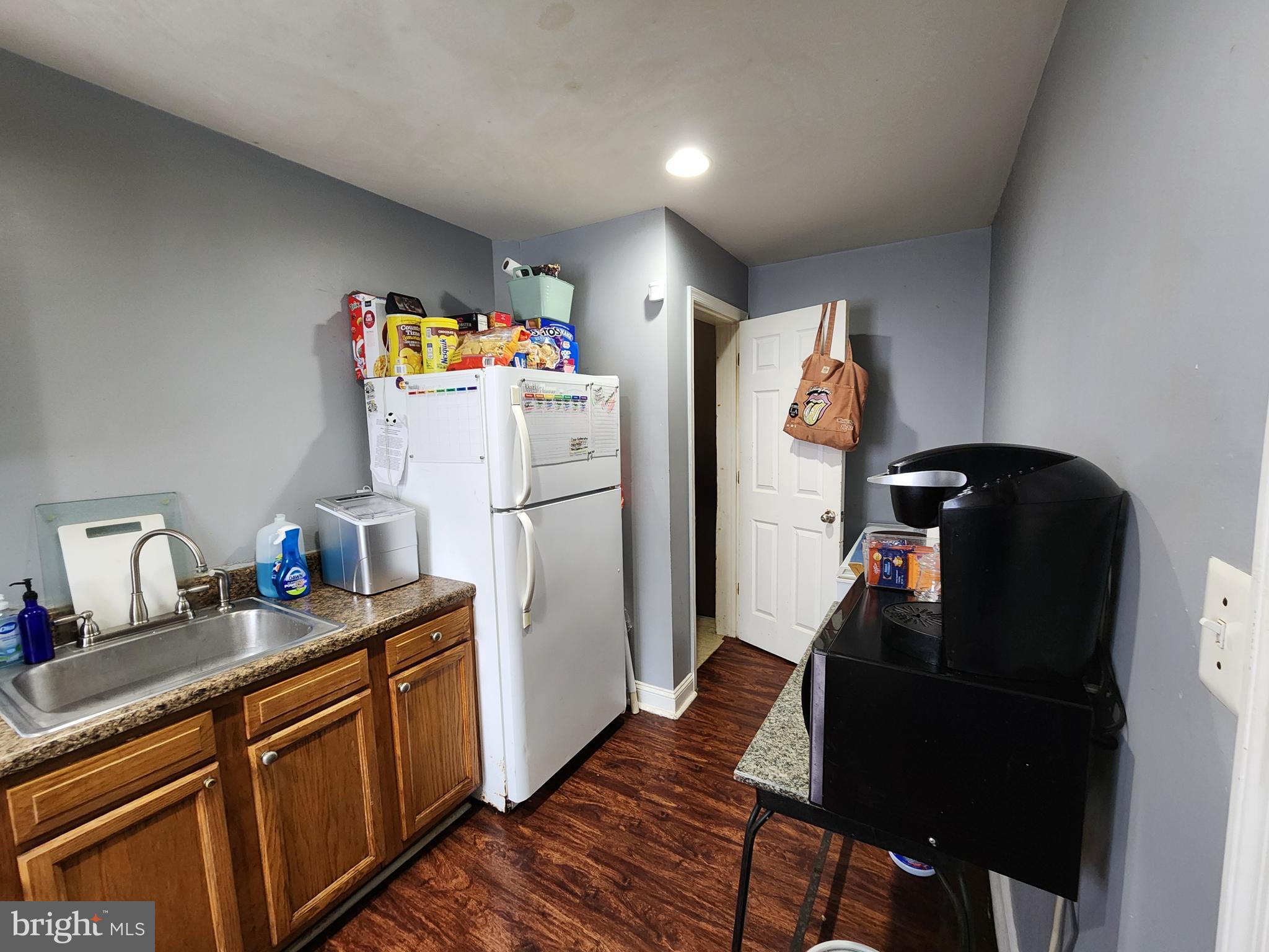 703 Beaverbrook Road Baltimore, MD 21212 - Photo 6 of 17