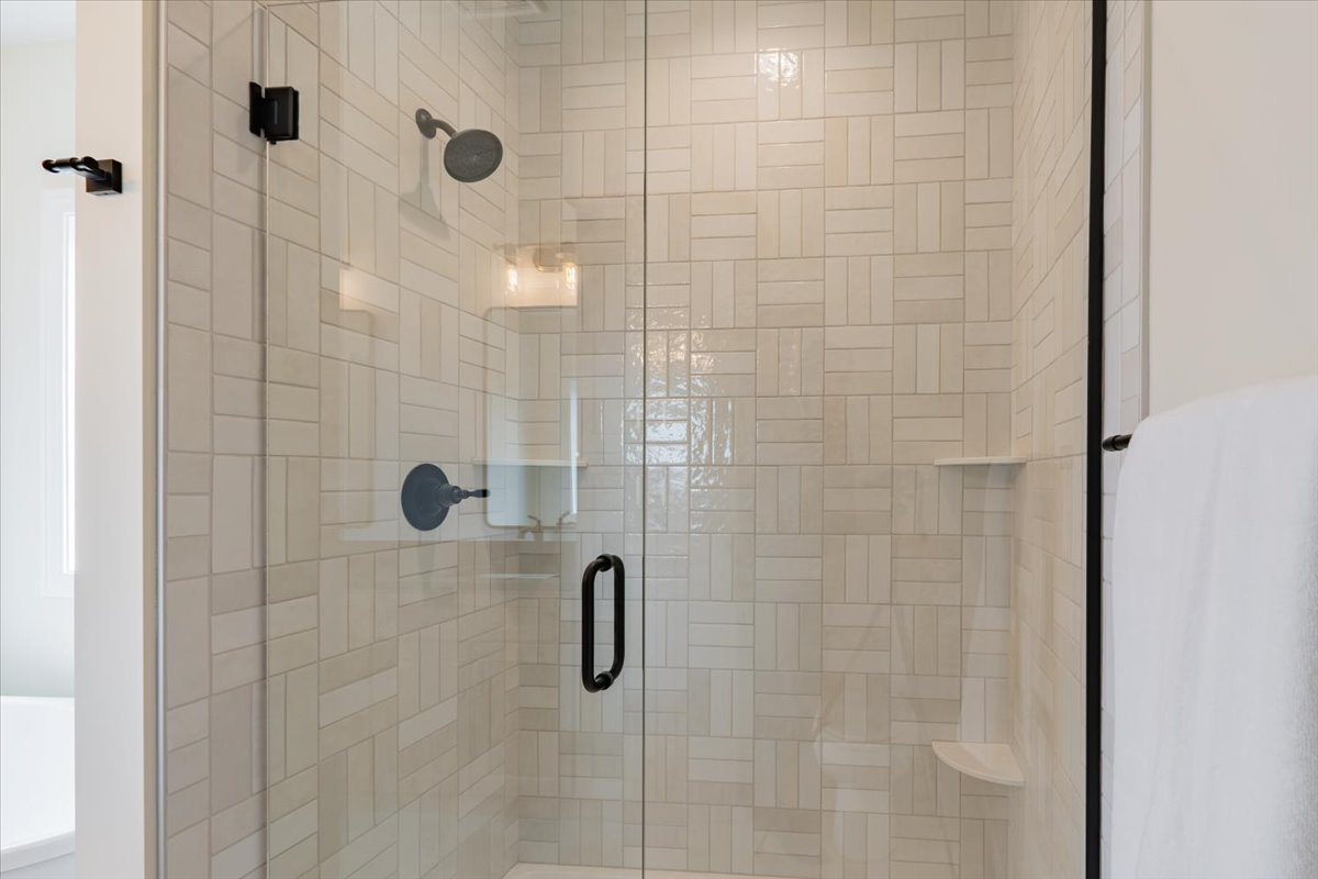 2538 Marble Road Normal, IL 61761 - Photo 20 of 27 a bathroom with a shower