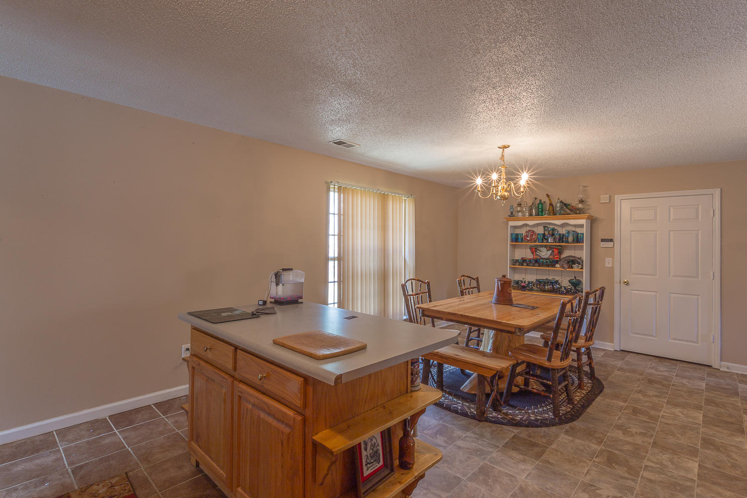 5461 Frederick Road Cohutta, GA 30710 - Photo 12 of 25 5461 Frederick HD_-19