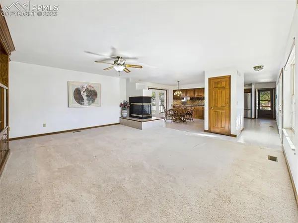$700,000 | 611 Q Street, Penrose, CO 81240