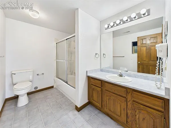 $700,000 | 611 Q Street, Penrose, CO 81240