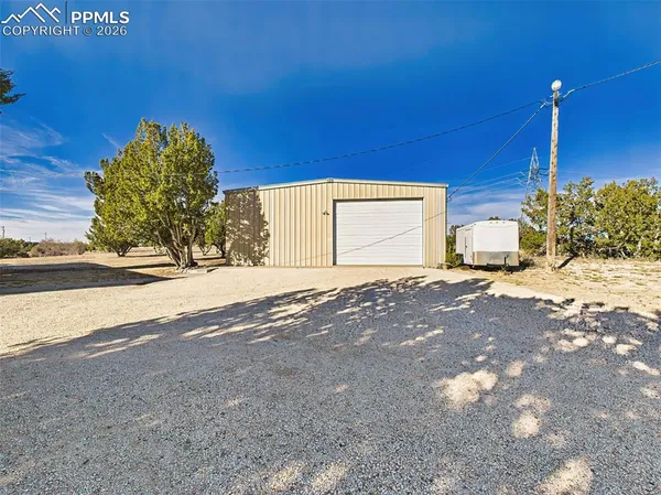 $700,000 | 611 Q Street, Penrose, CO 81240