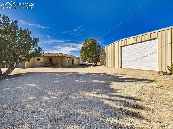 $700,000 | 611 Q Street, Penrose, CO 81240