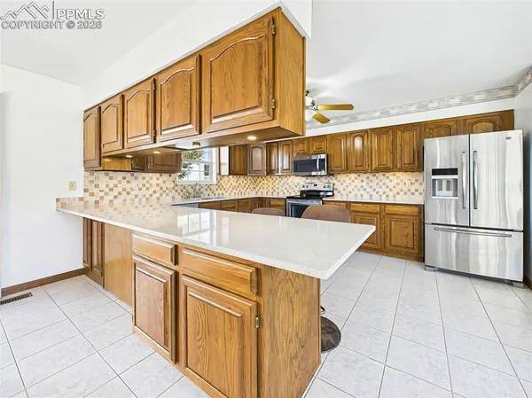 $700,000 | 611 Q Street, Penrose, CO 81240
